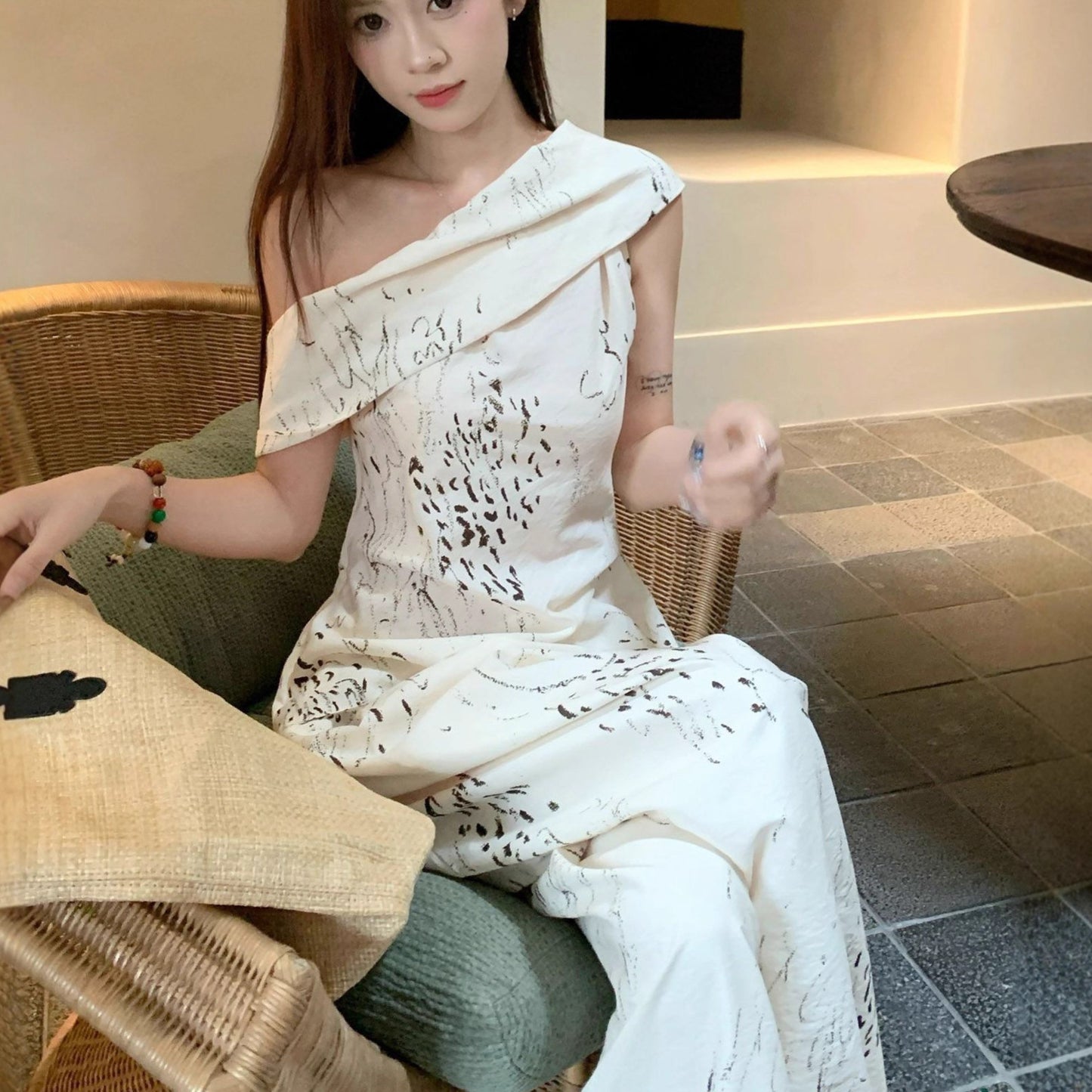 Niche Off-shoulder Printed Top And Wide-leg Pants Two-piece Set